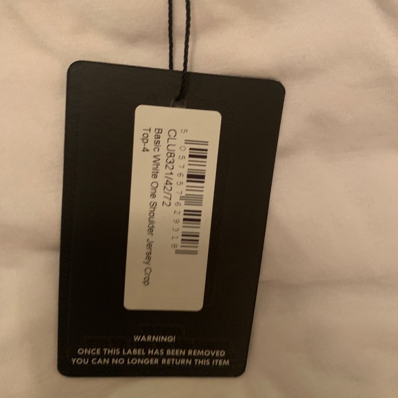 Pretty little thing one shoulder crop top - Picture 2 of 3